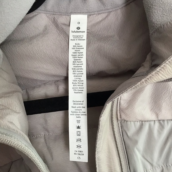 Lululemon Down For It All Jacket Size 0 Gray Hooded Full Zip Puffer - Picture 2 of 5